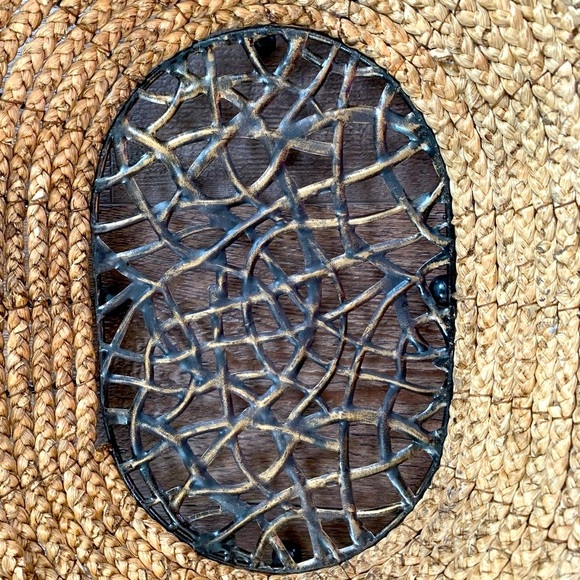 Woven Basket with Metal Frame - Picture 3 of 12